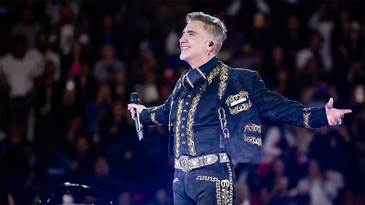 Mundial 2026: Alejandro Fernández cantará el Himno Nacional Mexicano en la inauguración