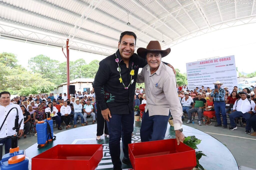 Eduardo Ramírez entrega apoyos al campo y pone en marcha obras prioritarias en la Frailesca 4 ERA REGION FRAILESCA2 1