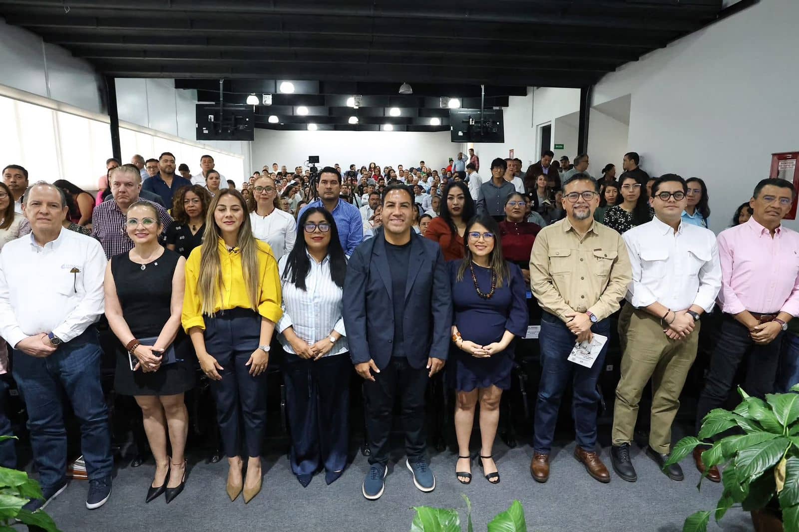 Eduardo Ramírez participa en foro para construir una nueva Ley de Agua en Chiapas