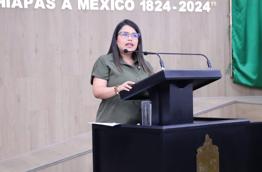 KATHYA AGUIAR 1