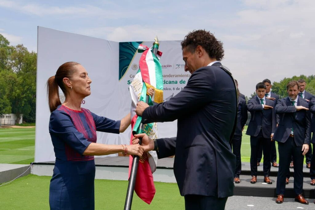 Presidenta Claudia Sheinbaum abandera a la Seleccion Nacional de Mexico que participara en la Copa Mundial de la FIFA 202600007 1