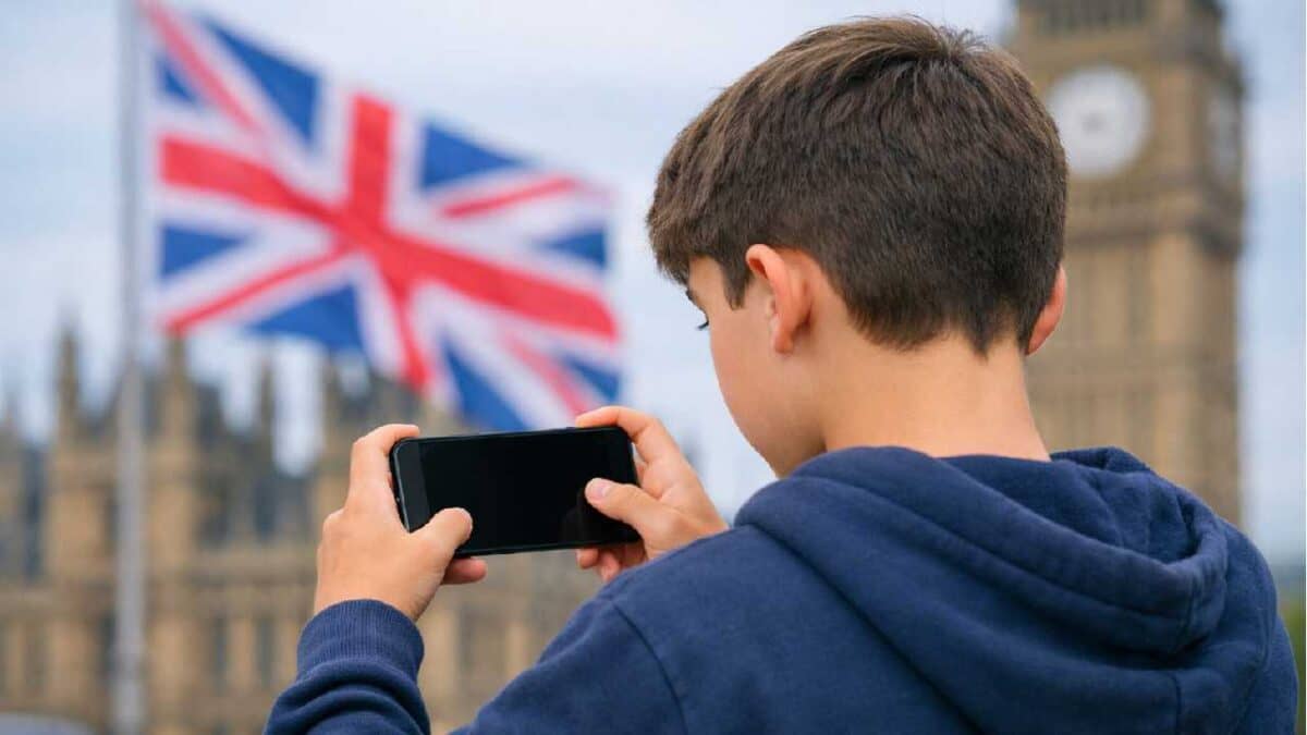 Reino Unido prohibirá el uso de redes sociales a menores de 16 años
