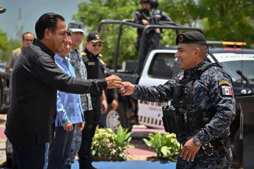 Con más patrullas y uniformes, Eduardo Ramírez fortalece a la Secretaría de Seguridad del Pueblo 1 ERA ENTREGA PATRULLAS1 1