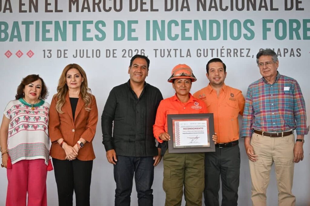 Eduardo Ramírez reconoce labor de combatientes forestales de Chiapas y reafirma el respaldo de su gobierno 2 ERA ESCUELA Y COMBATIENTES INCENDIOS2 1