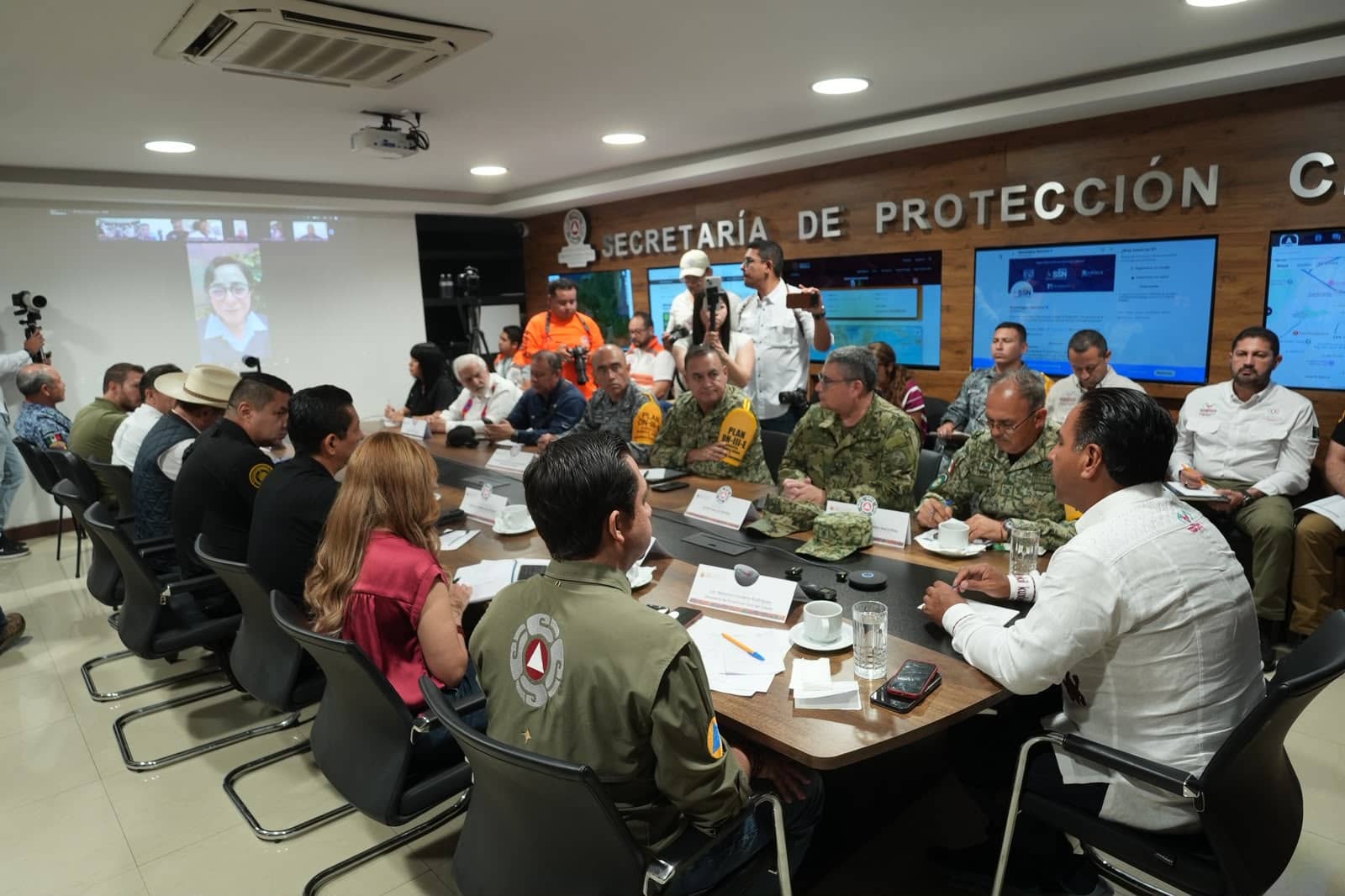 Mantiene SSP despliegue operativo permanente para salvaguardar a la población tras el sismo registrado en Chiapas