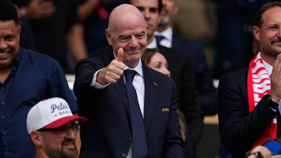Infantino: Ampliar el Mundial a 64 equipos será examinado y debatido