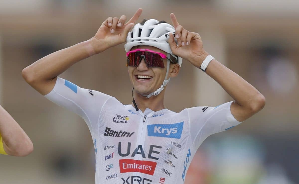 Isaac del Toro hace historia en el Tour de Francia; es el mejor ciclista joven