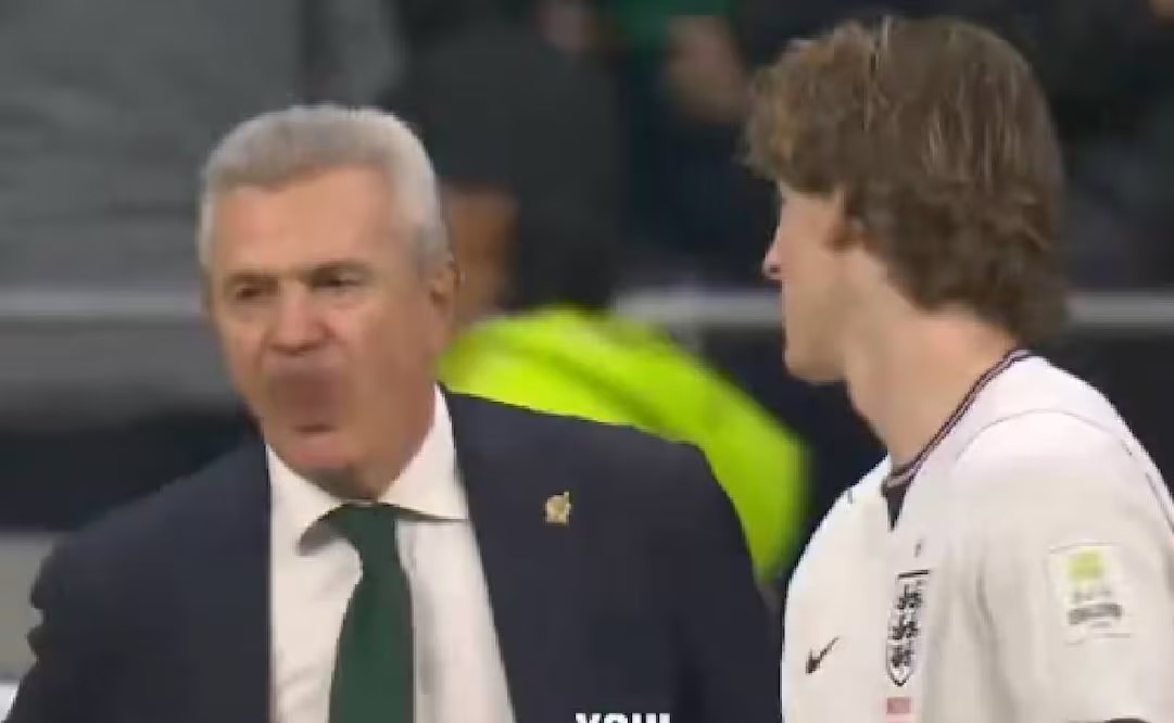 Javier Aguirre recibe premio por insultos a jugadores ingleses durante el Mundial 2026