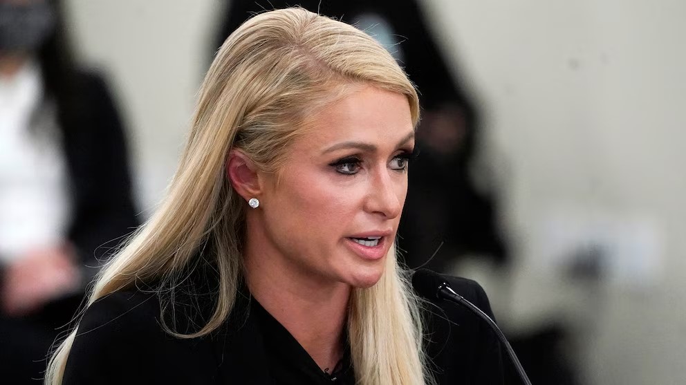 Utah revoca la licencia del internado donde Paris Hilton denunció abusos durante su adolescencia