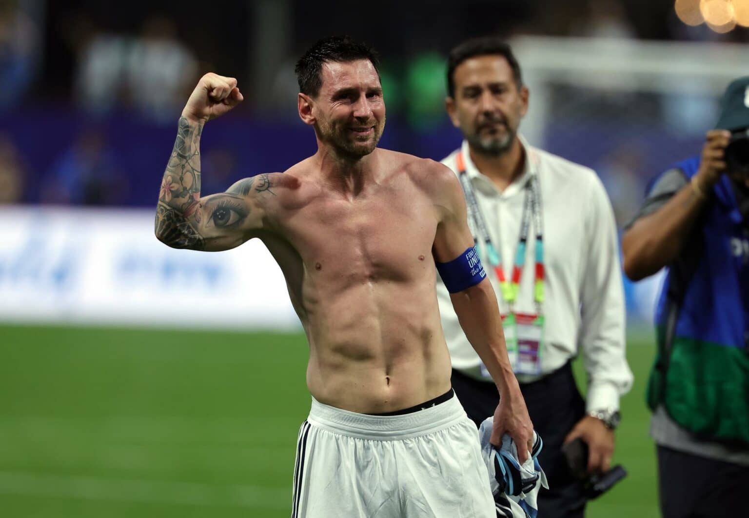Messi llora tras la remontada de Argentina ante Egipto