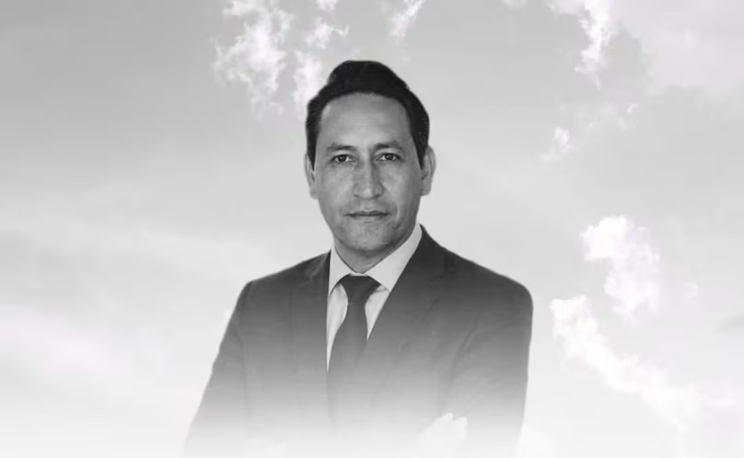 Asesinan al periodista Josué Martínez en Puebla; atacantes lo ejecutan frente a su madre y su hijo en San Martín TexmelucanAsesinan al periodista Josué Martínez en Puebla; atacantes lo ejecutan frente a su madre y su hijo en San Martín Texmelucan