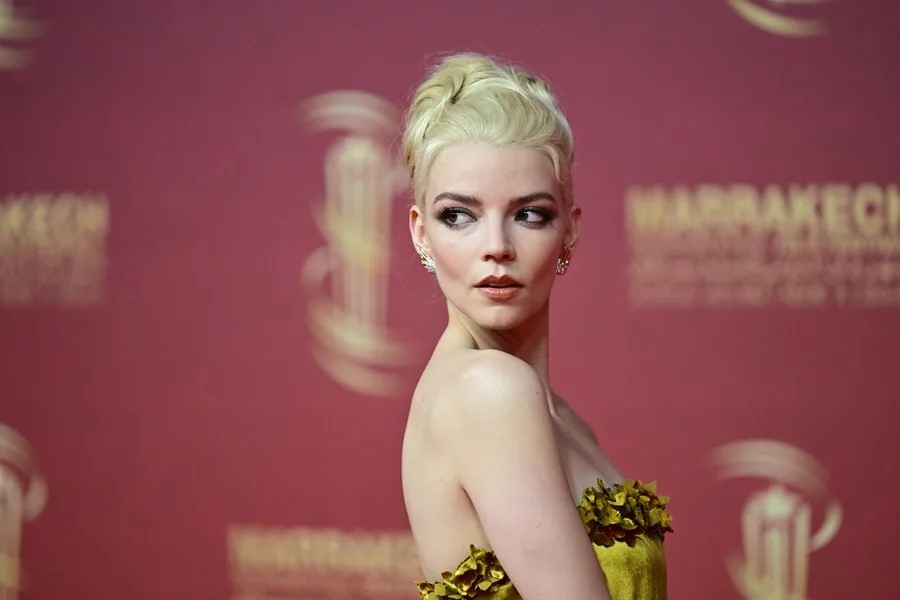 Anya Taylor-Joy explica por qué las mujeres evitan la actuación de método: “Tenemos cosas que cuidar”