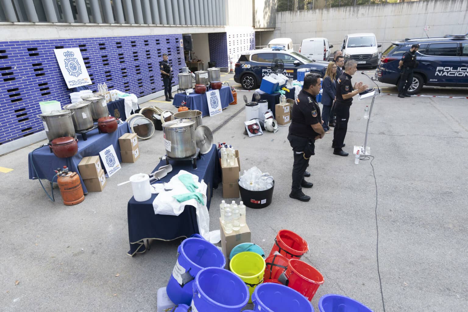 Policías de España y Francia desarticulan célula del CJNG