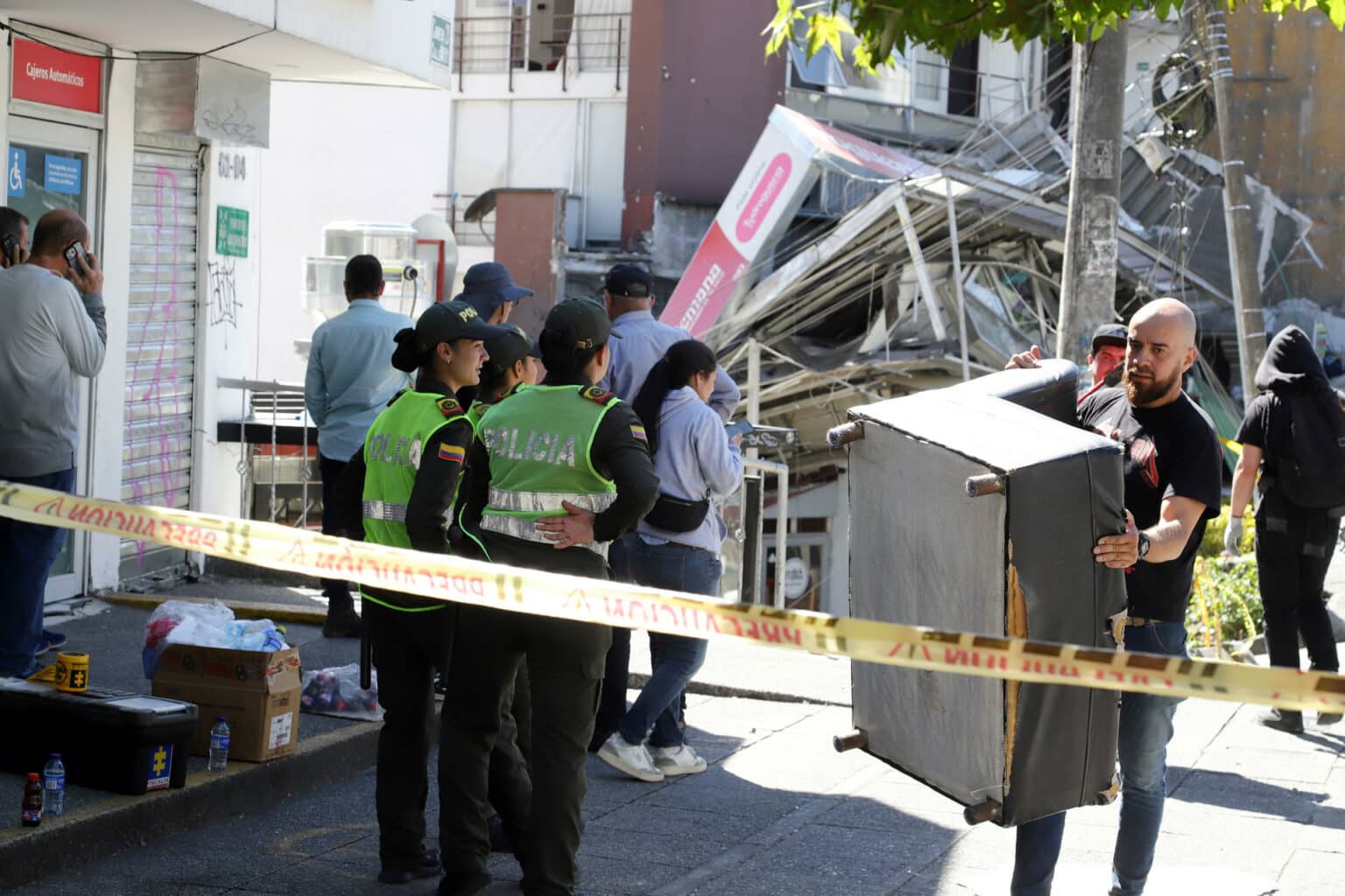 Colombia contabiliza ya 281 muertos y 379 desaparecidos por el terremoto