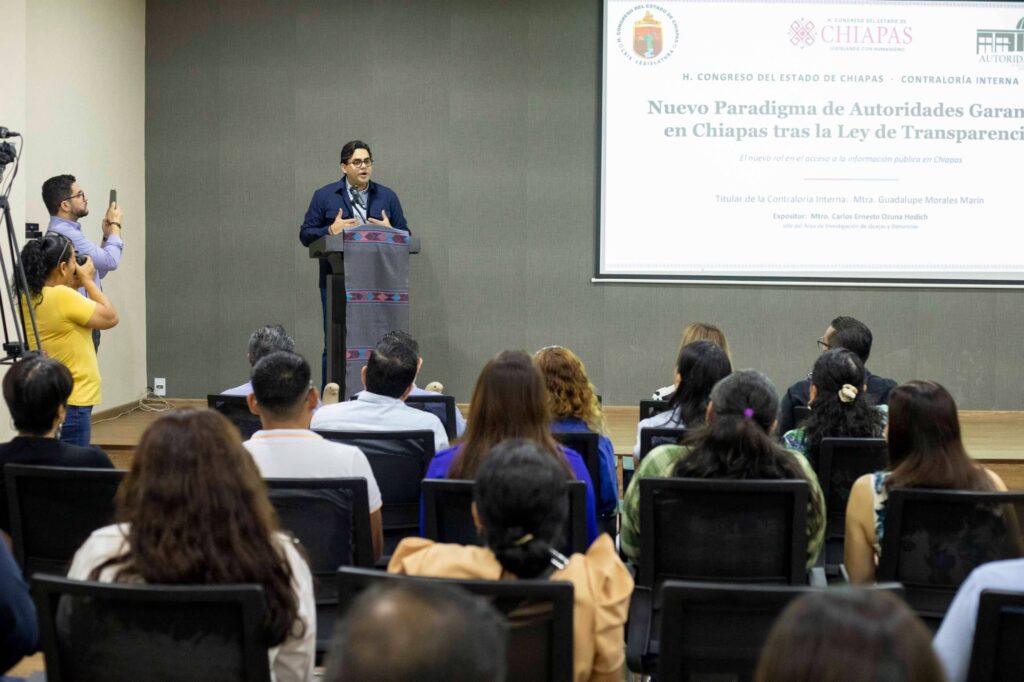 Analizan en Congreso “Nuevo Paradigma de Autoridades Garantes en Chiapas tras la Ley de Transparencia" 1 CONGRESO 2 1 1