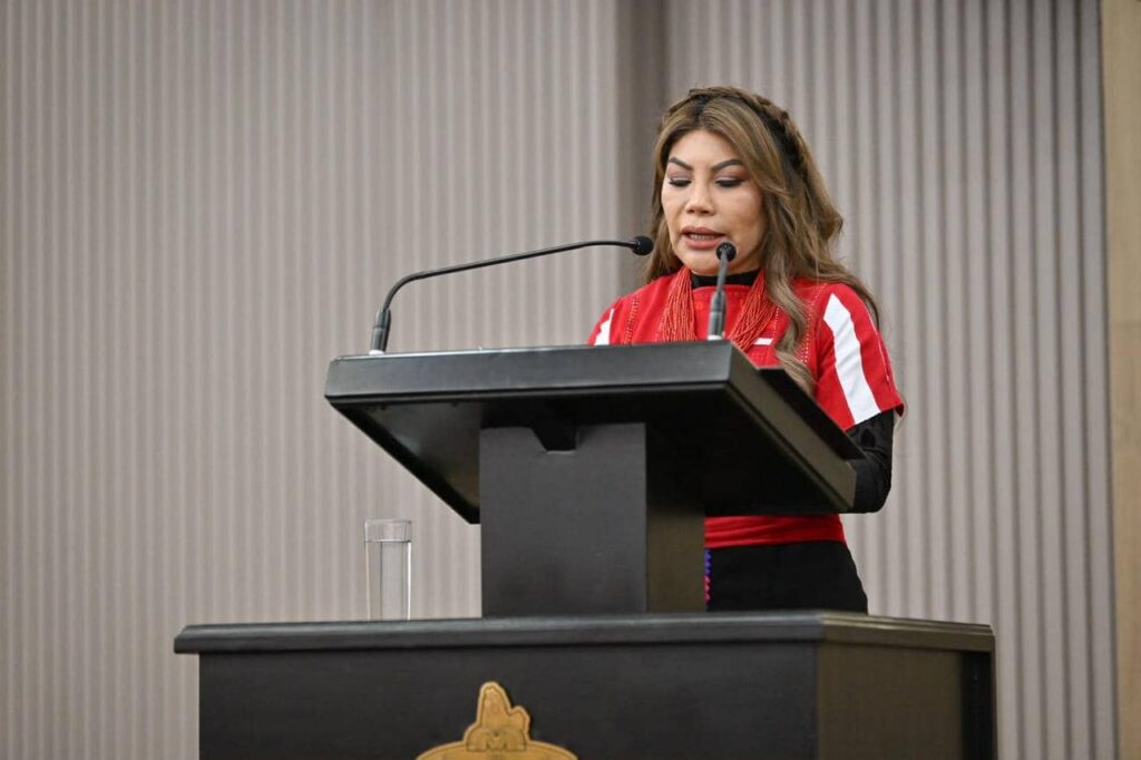 Gobernador Eduardo Ramírez Aguilar impone medalla “Rosario Castellanos” a Malú Mícher 3 ERA MEDALLA ROSARIO CASTELLANOS A MALU MICHER2 1