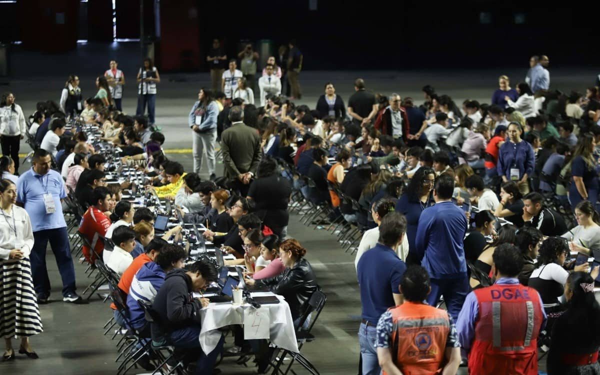 Detectan intentos de trampa durante examen presencial de la UNAM