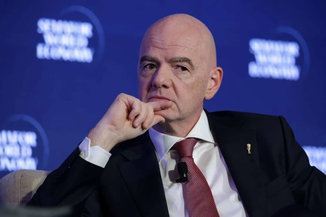 La UEFA prepara denuncia penal contra Infantino en Suiza por el fallido plan financiero de la FIFA