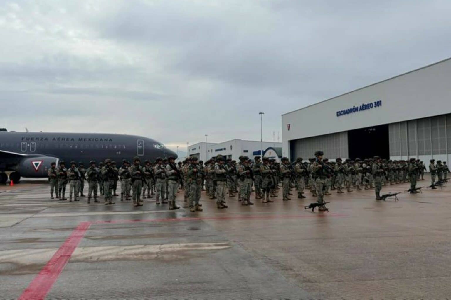Defensa envía 300 efectivos para reforzar la seguridad en Sinaloa