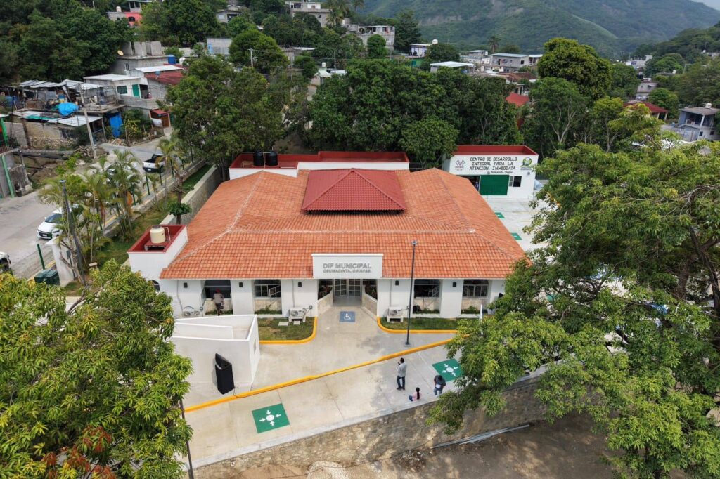 Con inversión histórica, Eduardo Ramírez fortalece el bienestar de las familias de Osumacinta 3 ERA OSUMACINTA ADULTO MAYOR1 1