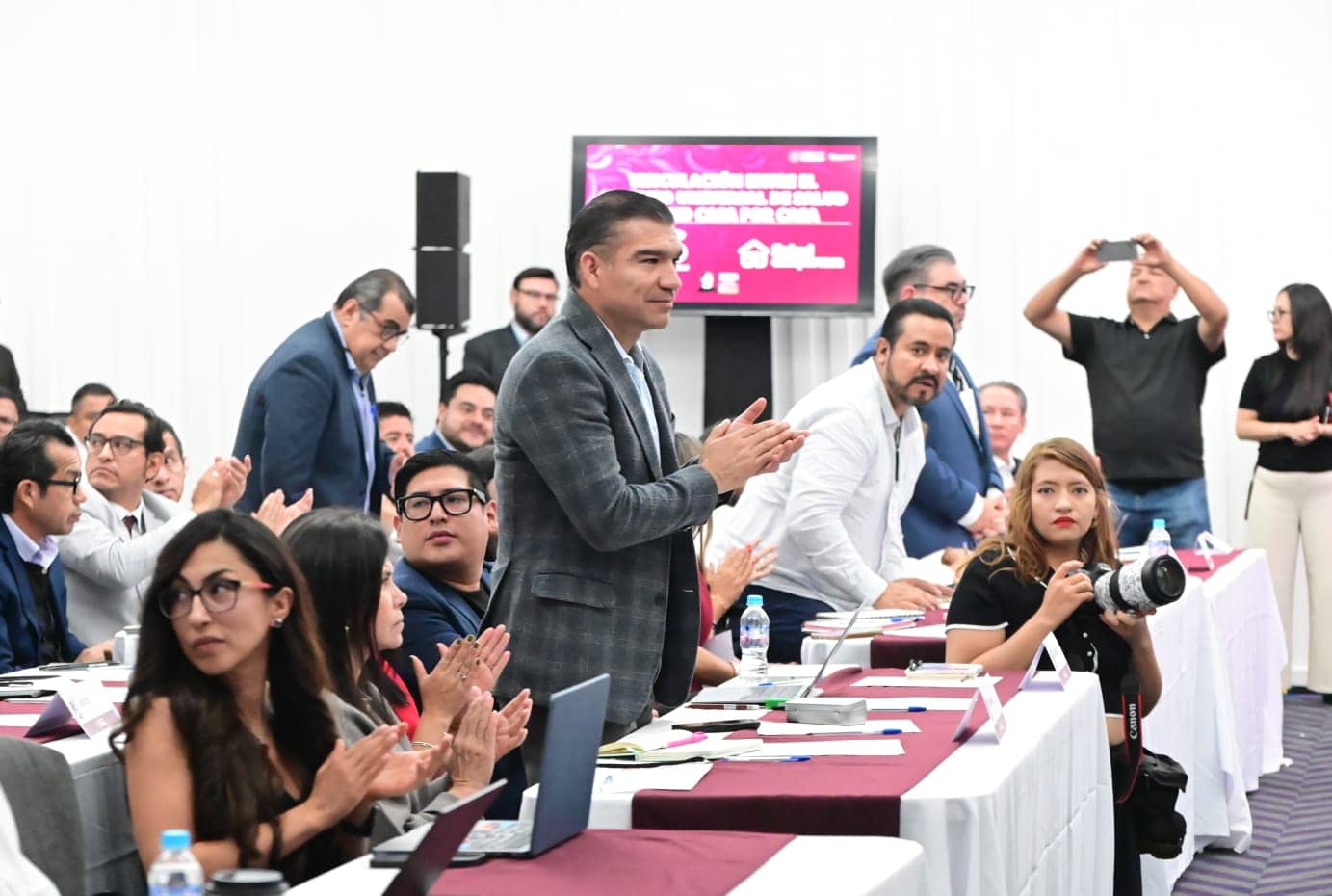 Chiapas se suma a la universalización de los servicios de salud