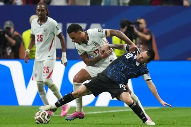 “Ronaldo es mi favorito, pero jugué contra Messi en la semifinal del Mundial con 39 años…”