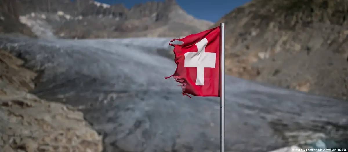 Glaciares suizos pierden 20 % de su volumen en cinco años