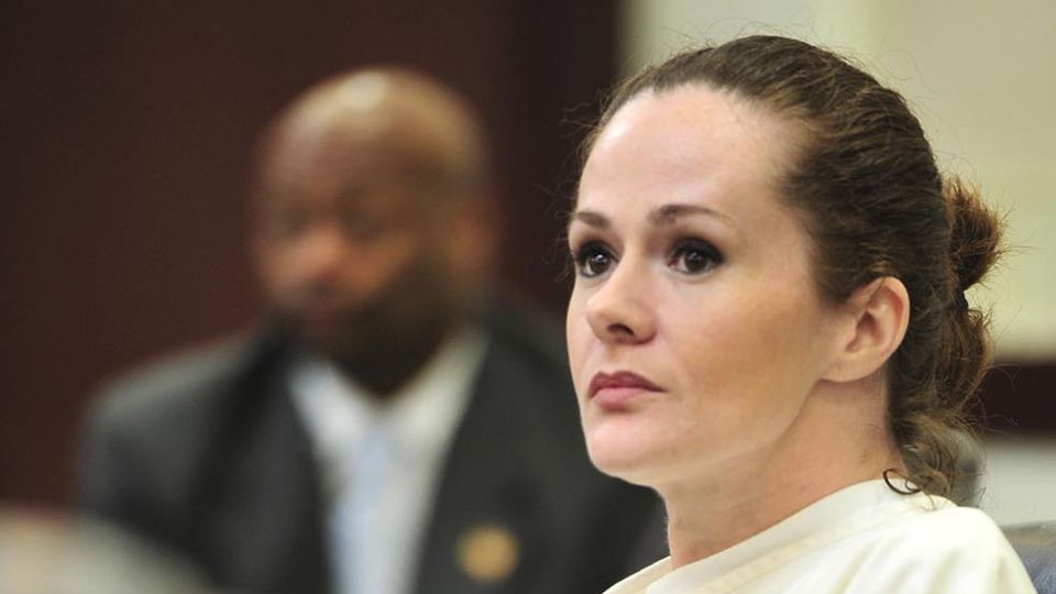 Christa Pike sigue en estado crítico y conectada a un respirador tras ejecución fallida