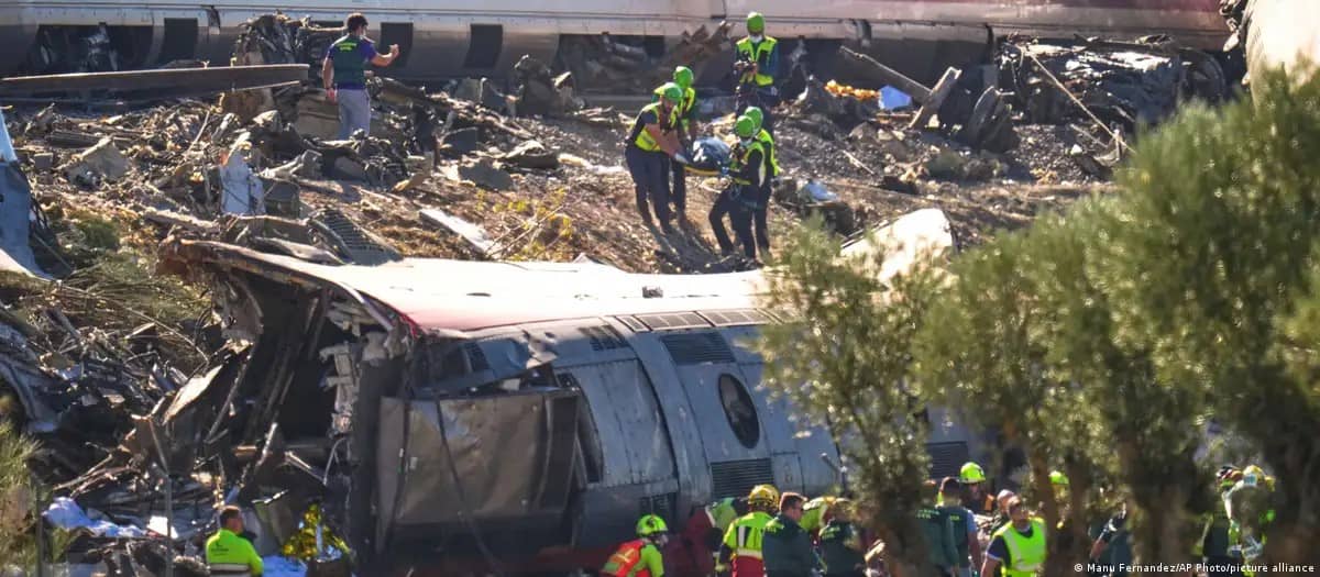 “Grave accidente de trenes” en España: más de 60 muertos