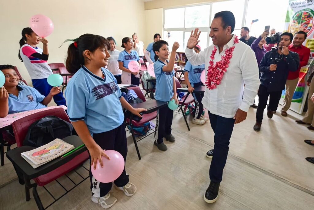Eduardo Ramírez inaugura obras por más de 3.6 mdp en escuela de Tuxtla Gutiérrez 1 ERA ESCUELA TUXTLA 1