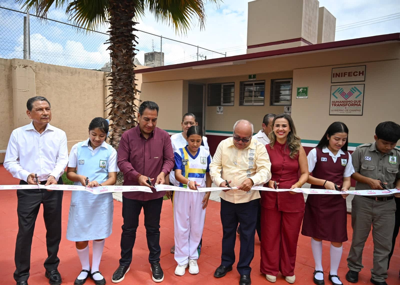 Destaca Eduardo Ramírez inversión de más de 318 mdp para el mejoramiento de escuelas en Tuxtla Gutiérrez