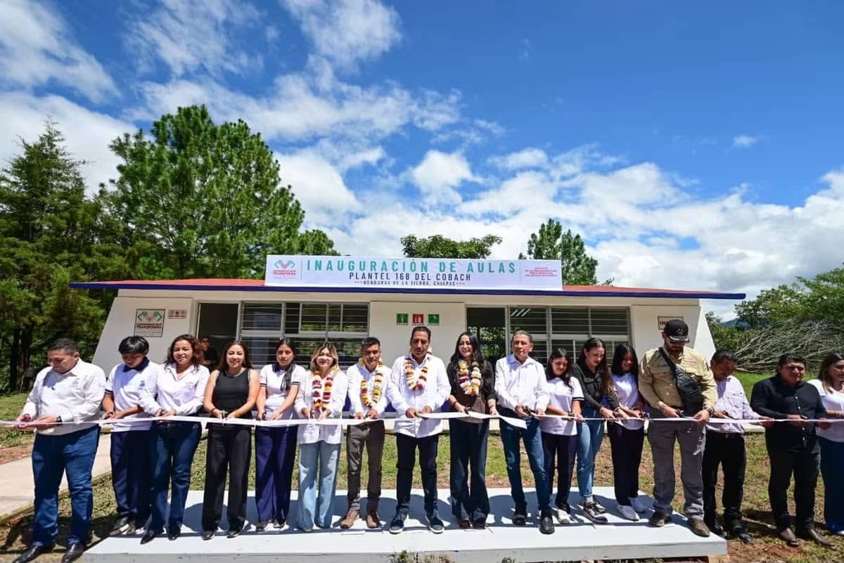 Eduardo Ramírez fortalece la educación, la salud y el bienestar en Honduras de la Sierra