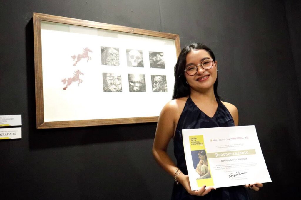 Coneculta premia a ganadoras y ganadores del Salón de la Plástica Chiapaneca 2026 2 FOTOS CONECULTA 5 1