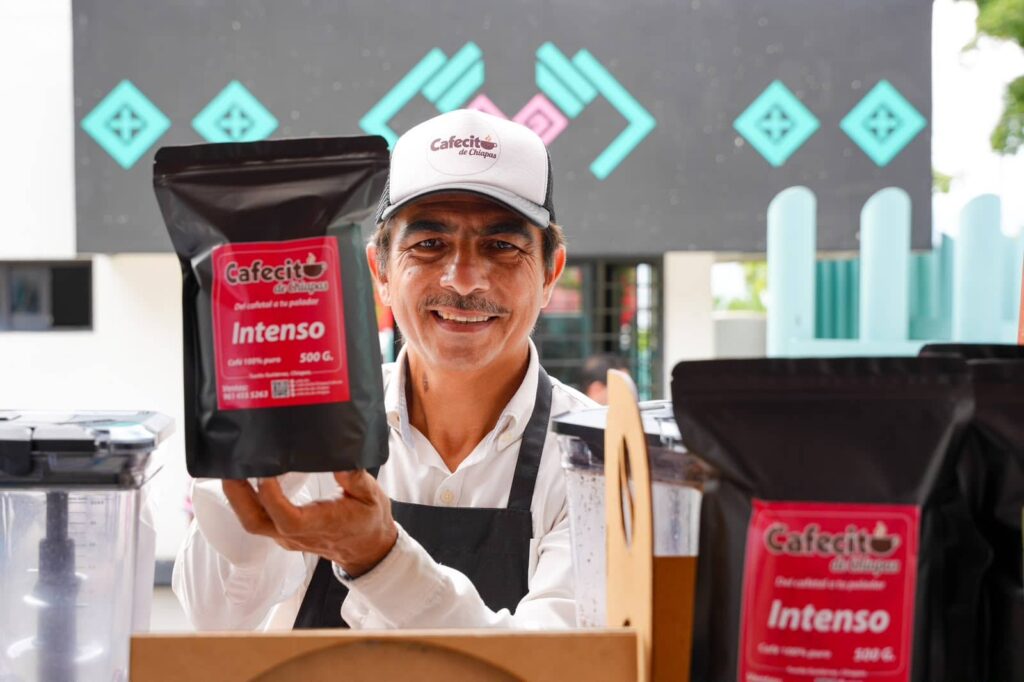 Sofía Espinoza Abarca impulsa el talento artesanal y el consumo local en Chiapas 1 FOTOS DIF 9 1