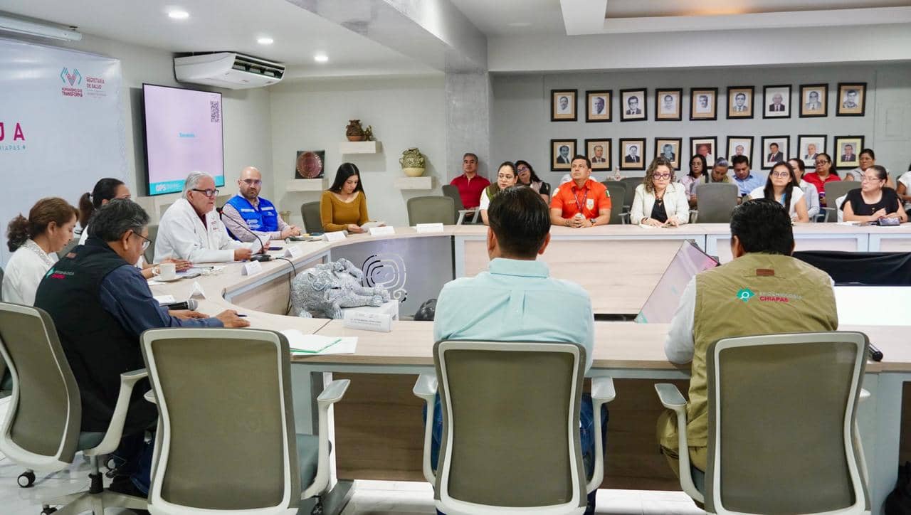 Salud y la OPS fortalecen la atención digna e integral a personas en contexto de movilidad