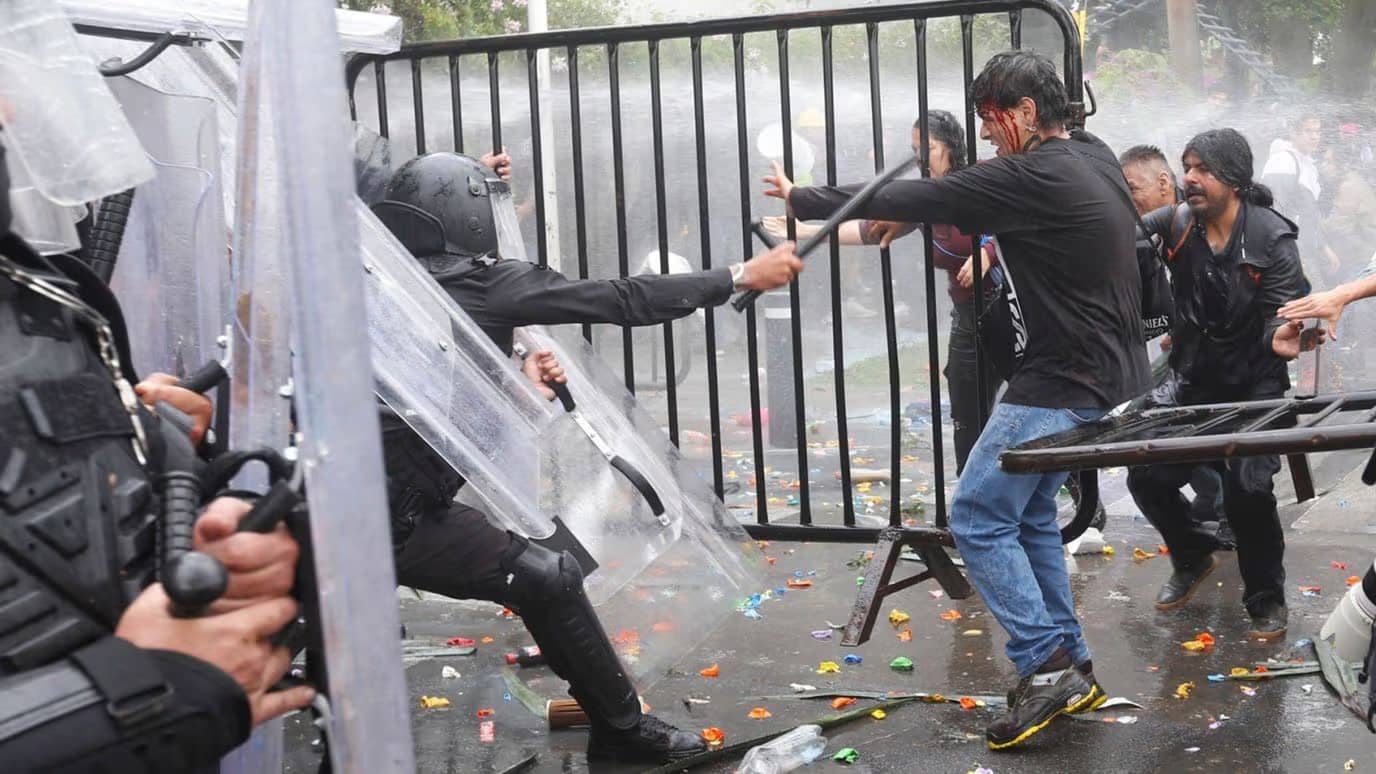 CNDH ya investiga presuntos abusos policiales durante marcha en Guadalajara