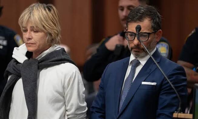 Arrestan a Selma Blair tras presuntamente morder a una azafata y golpear a otra en pleno vuelo